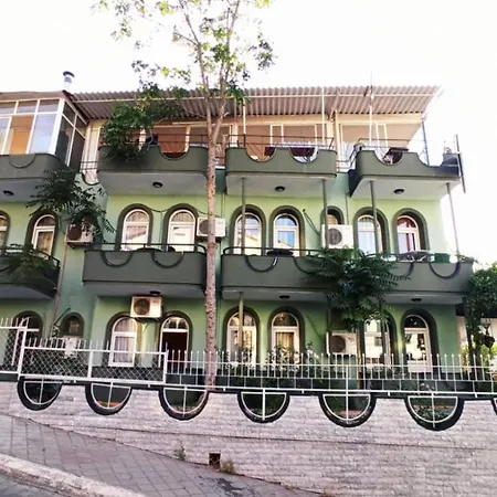 Ideal Hotel 5*