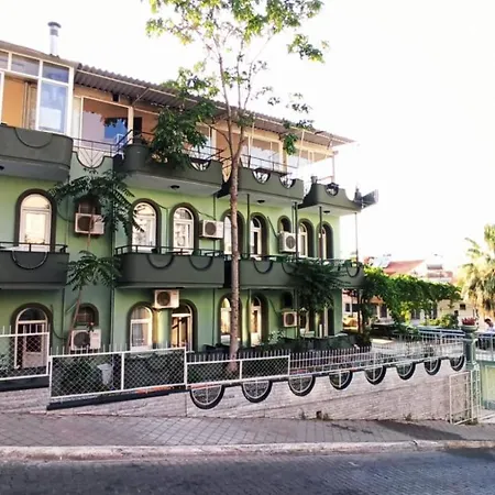 Ideal Hotel