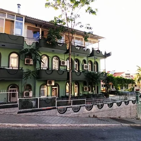 Ideal Hotel 5*