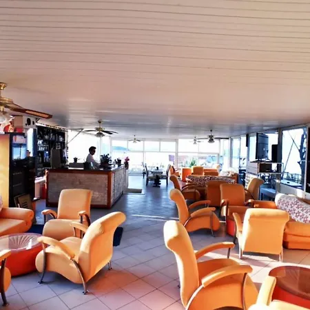 Maison d'hôtes Ideal 5*